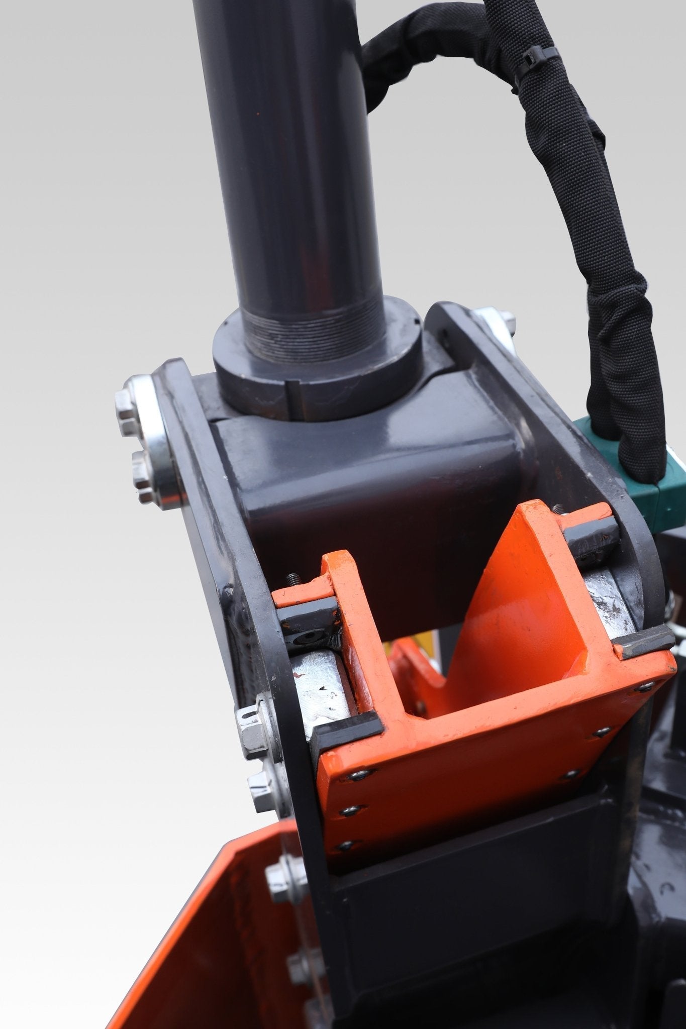 HCN Skid Steer Tree Spade for CAT Bobcat loaders