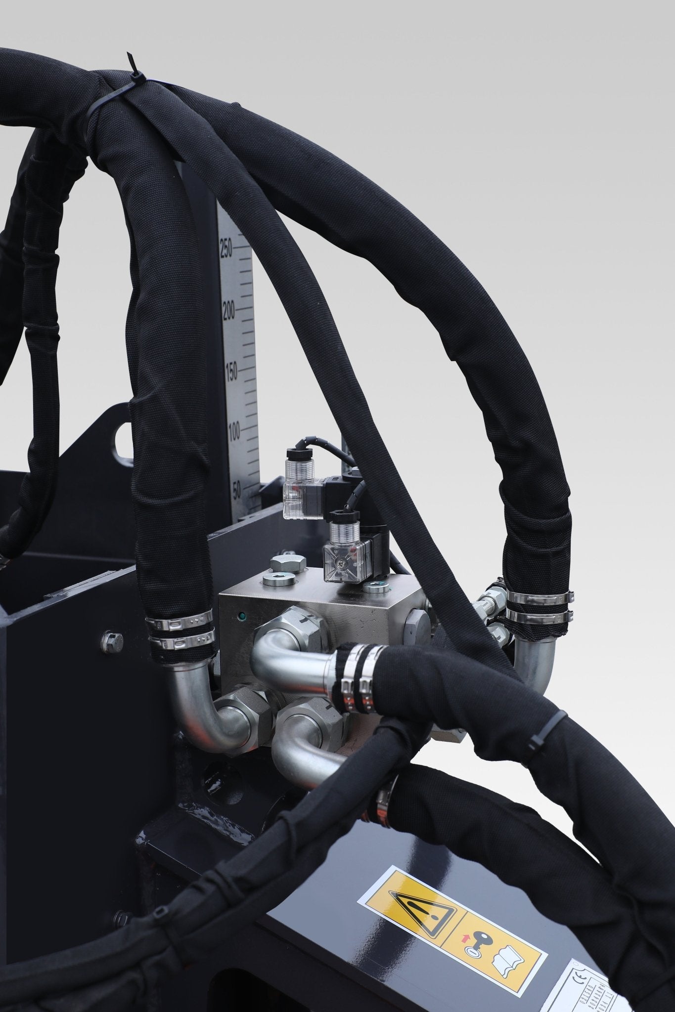 HCN Skid Steer Manhole saw for CAT Bobcat loaders