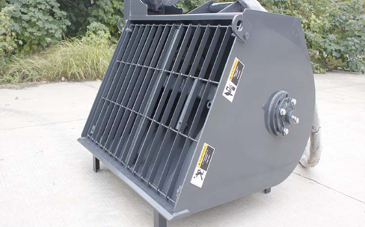 Effortless Concrete Mixing for Tight Spaces: The HCN Concrete Bucket Solution